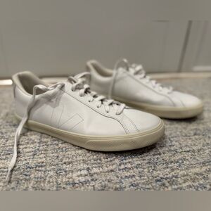 Veja Esplar sneakers size 10